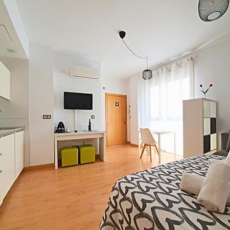 Precioso Estudio Con Piscina Malaga Luaran gambar
